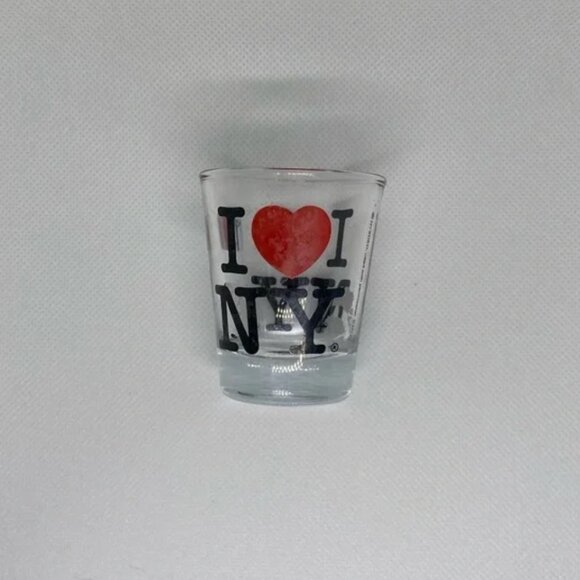 New York Souvenir Shot Glass - Picture 1 of 1